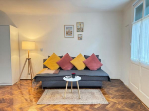 Charming Studio Ideal For Getaways or Workations In Sibiu's Medieval City Center